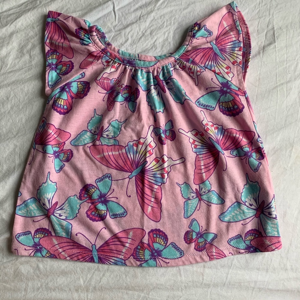 Cute girls Butterfly top 🌱🦚🌱